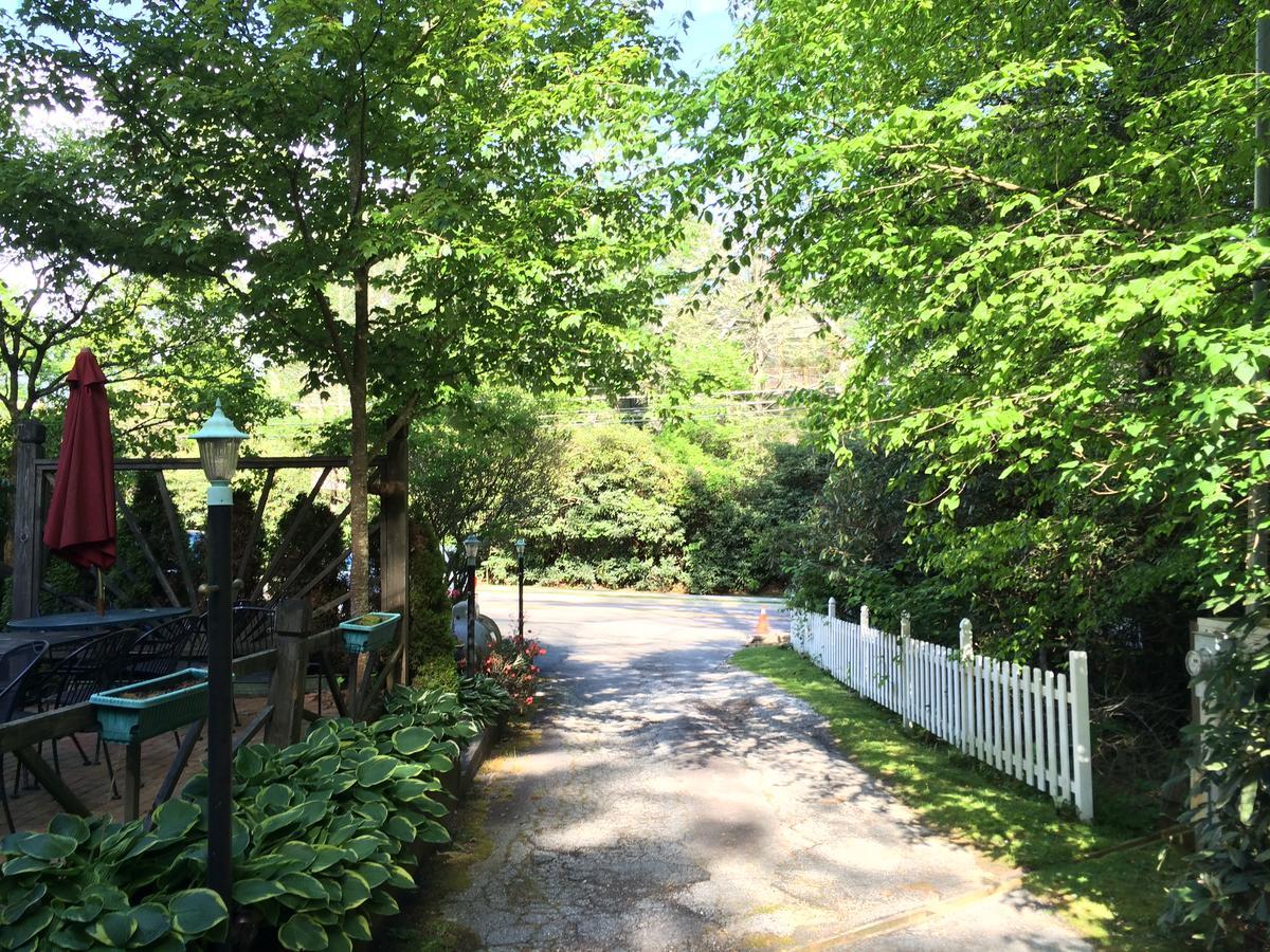 Outpost Inn Highlands Εξωτερικό φωτογραφία