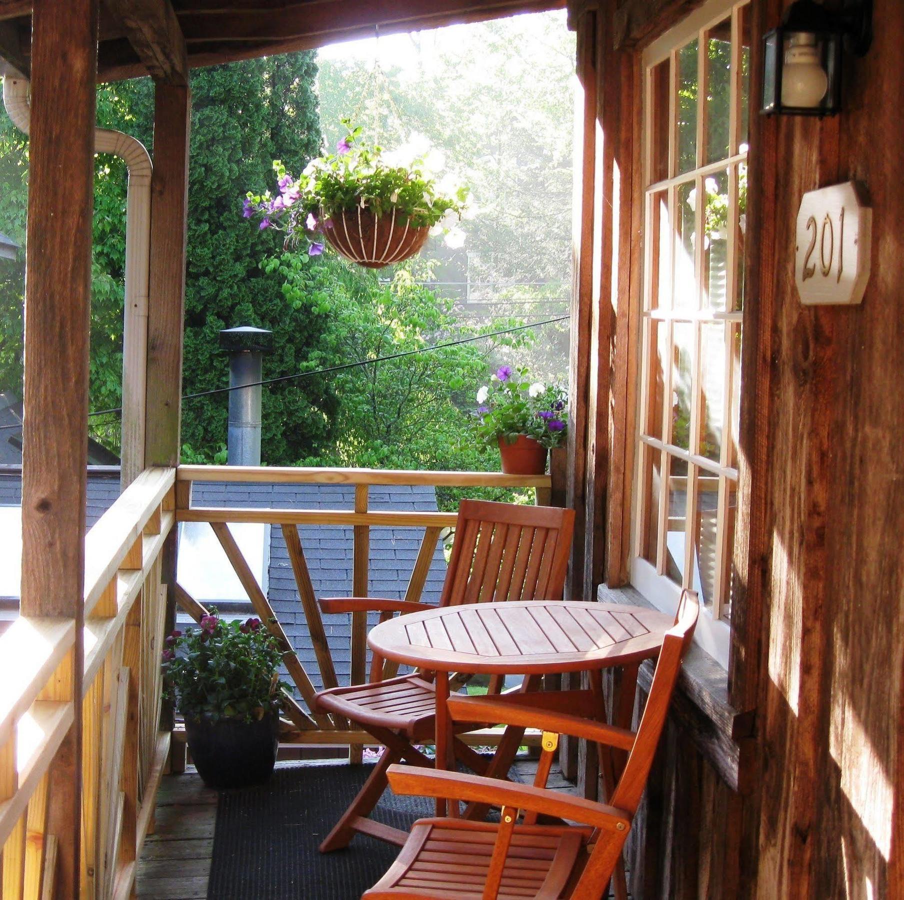 Outpost Inn Highlands Εξωτερικό φωτογραφία