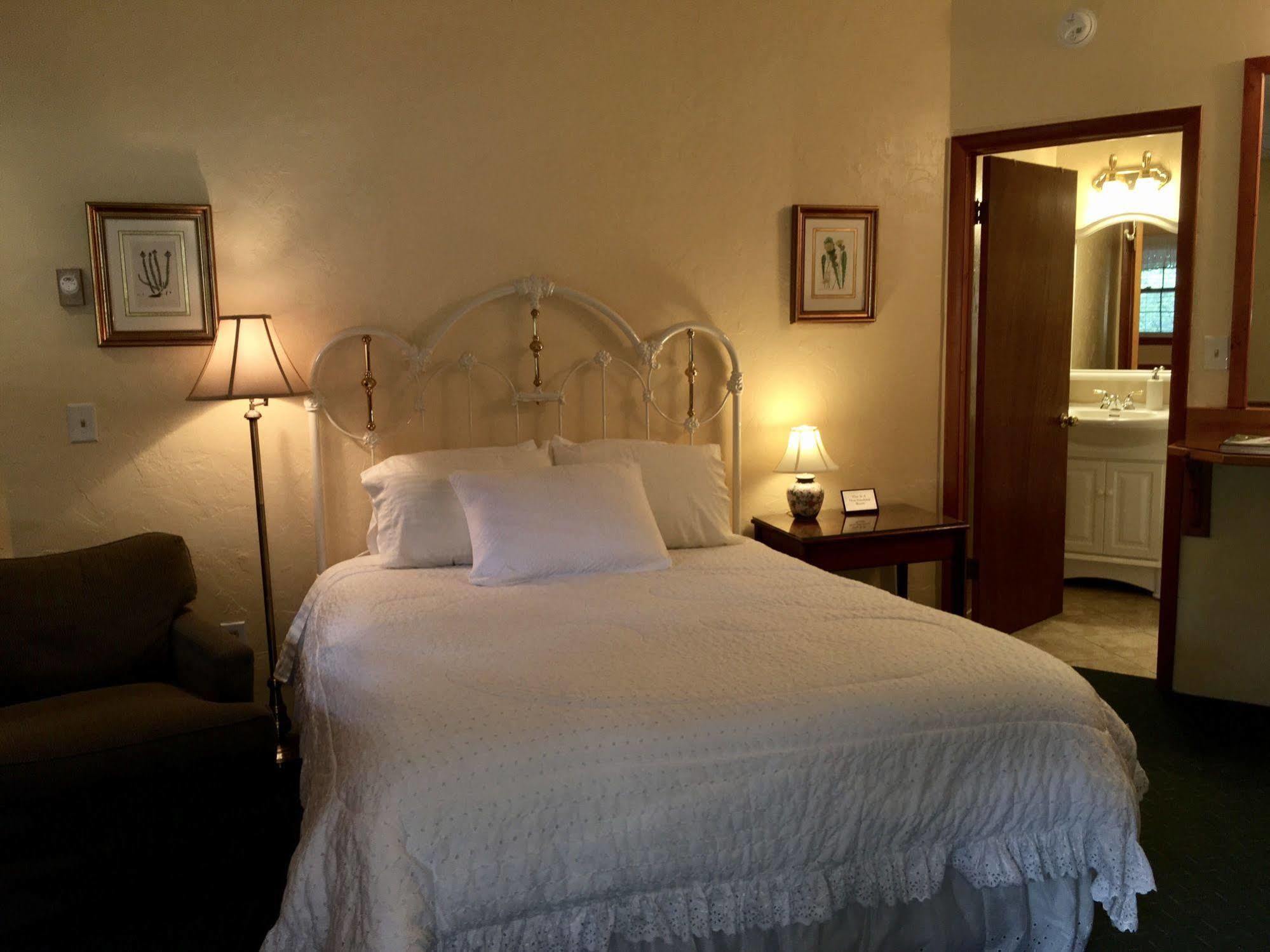 Outpost Inn Highlands Εξωτερικό φωτογραφία