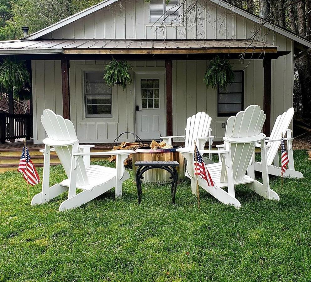 Outpost Inn Highlands Εξωτερικό φωτογραφία